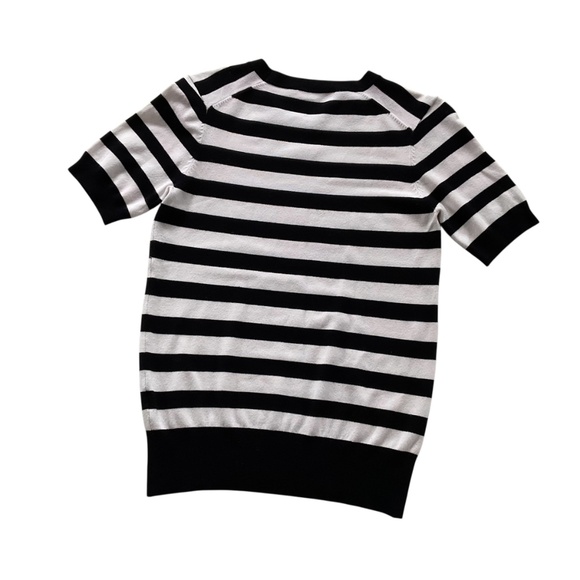 Zara Women’s Striped Short Sleeve Knit Top Sz M Classic Black & White Minimalist - Picture 2 of 7